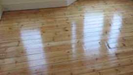 Why we recommend hardwood floor polishing